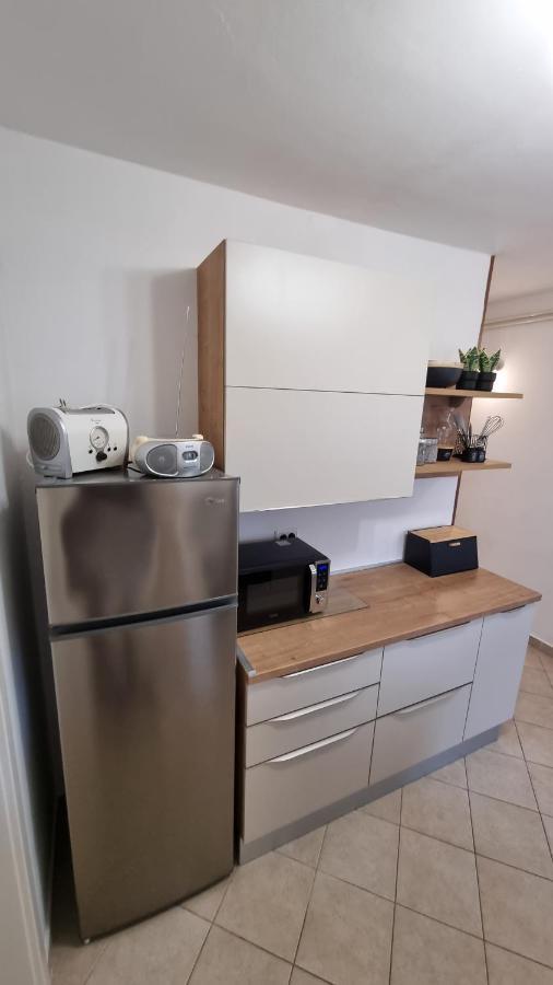 App Carla Apartment Novigrad  ภายนอก รูปภาพ