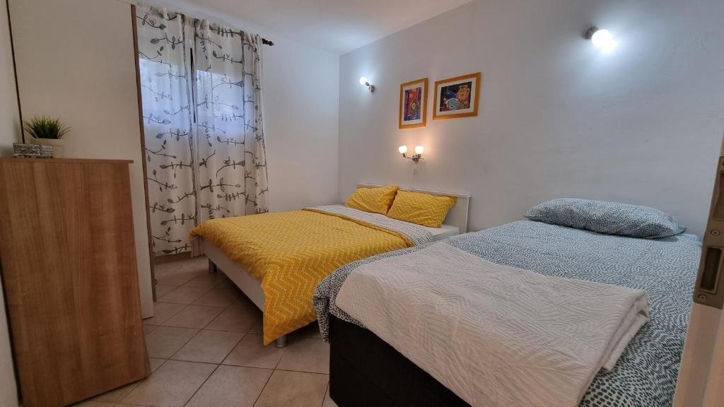 App Carla Apartment Novigrad  ภายนอก รูปภาพ