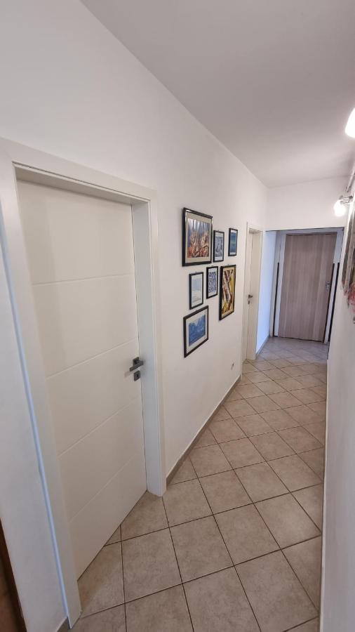App Carla Apartment Novigrad  ภายนอก รูปภาพ